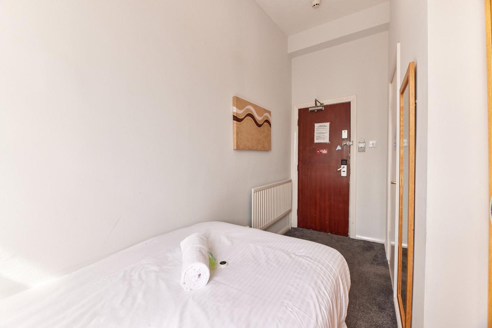 Properties Unique Dene Rooms - Single Room Newcastle upon Tyne Bagian luar foto
